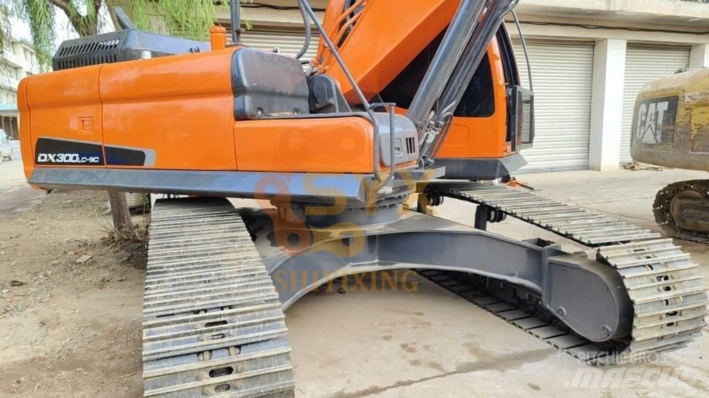 Doosan DX 300 Excavadoras de cadenas