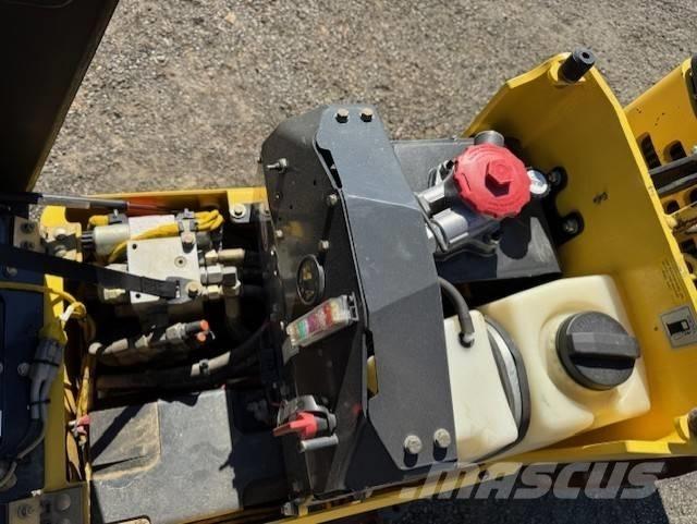 Bomag BMP 8500, Vält Rodillos de doble tambor