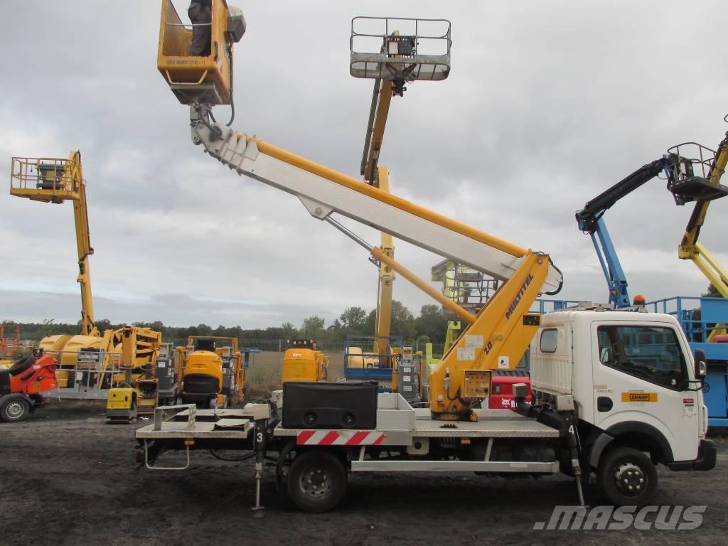 Multitel MT 202 Plataformas sobre camión