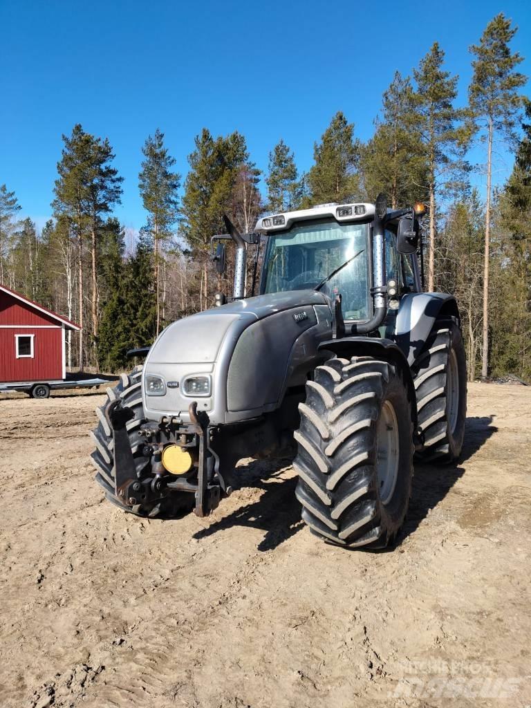 Valtra T130 Hi-Tek Tractores