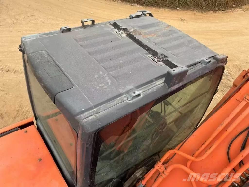 Hitachi ZX 200 Excavadoras de cadenas