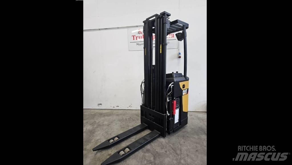 CAT NSR16N Apiladores eléctricos autopropulsados