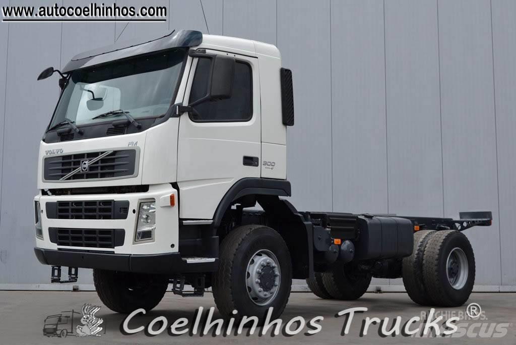 Volvo Fm 300  4x4 Camiones chasis
