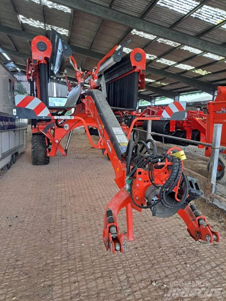 Kuhn Merge Maxx Rastrillos y henificadores