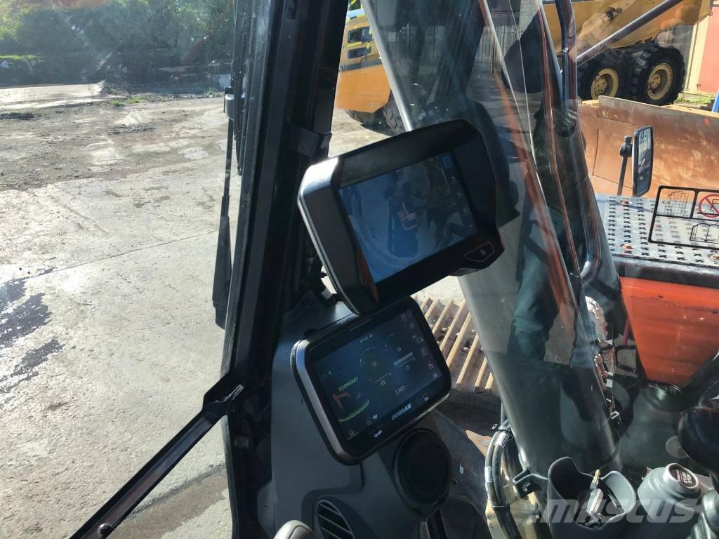 Doosan DX 300 LC Excavadoras de cadenas