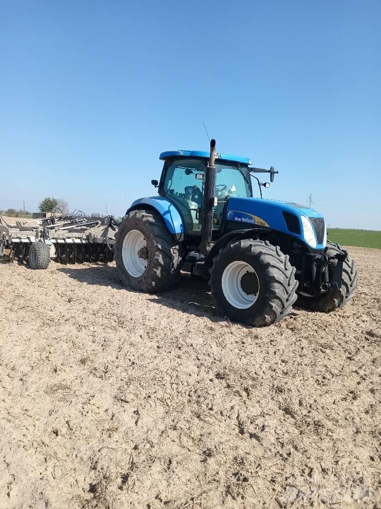 New Holland T 7060 Tractores