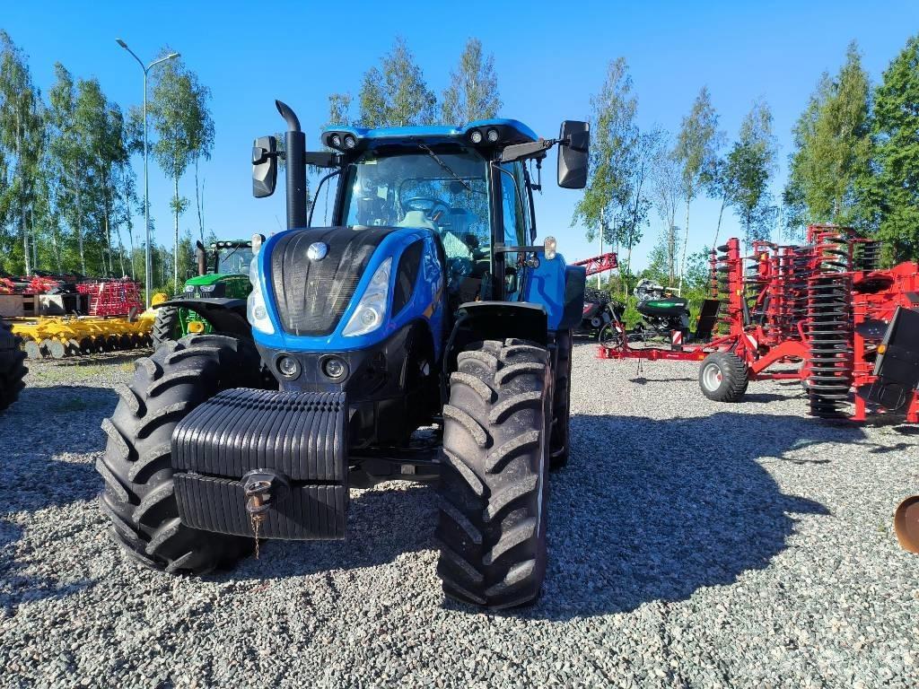 New Holland T 7.230 Tractores