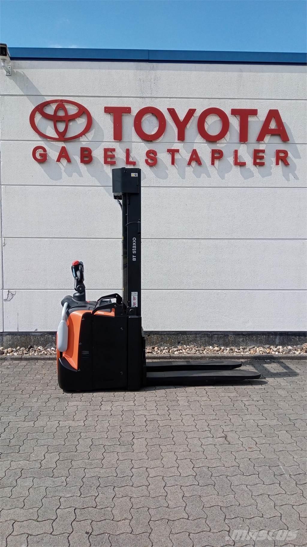 Toyota SWE160L Apiladores eléctricos