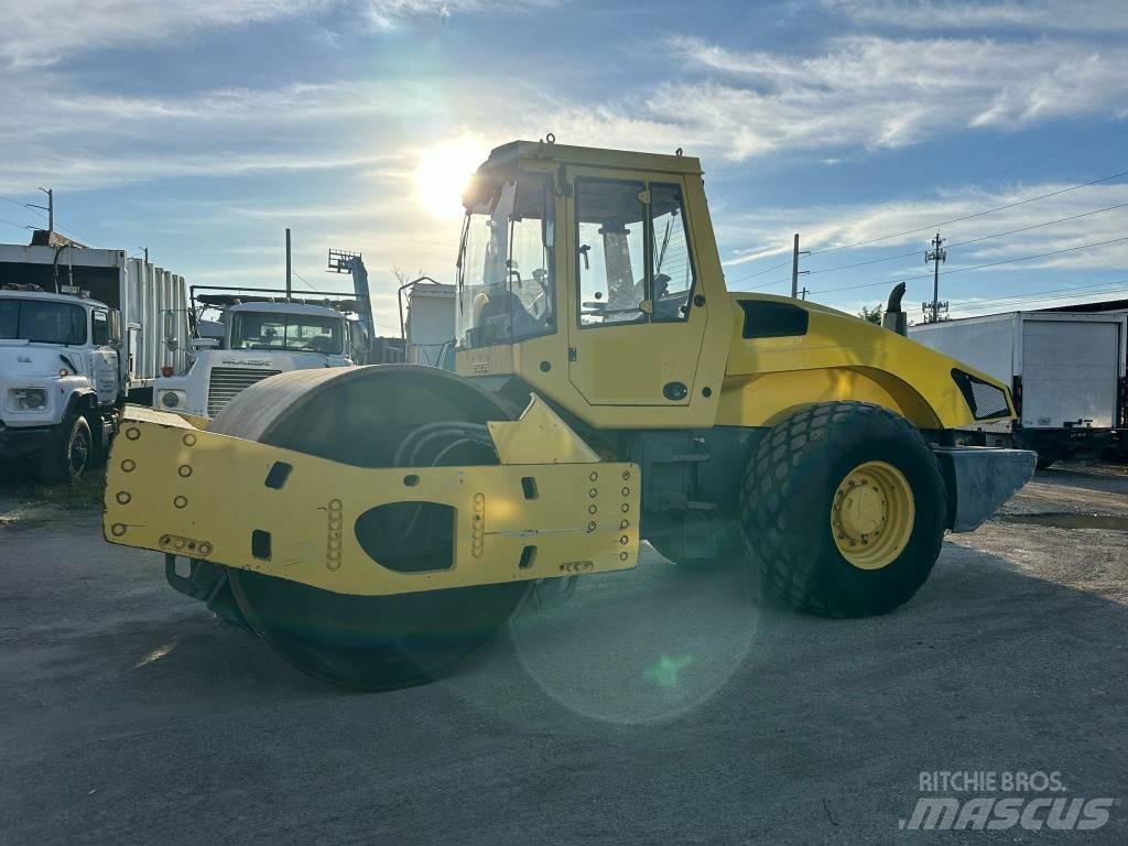Bomag BW 219 D H-4 Rodillos de un solo tambor