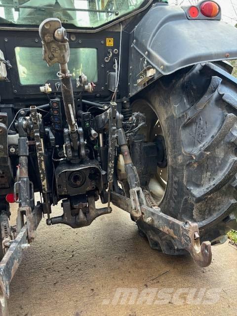 Valtra N111E Tractores