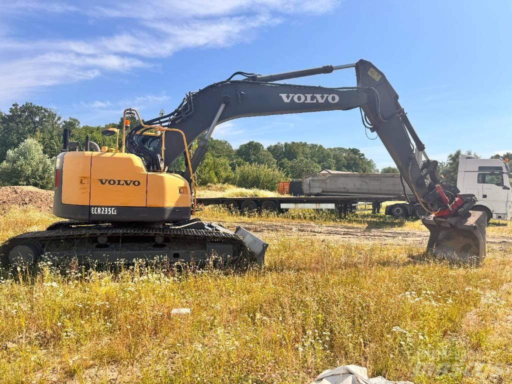 Volvo ECR 235 C L Excavadoras de cadenas
