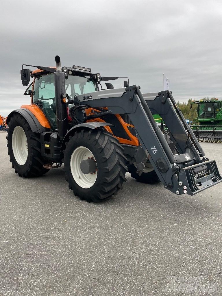 Valtra T174 Tractores