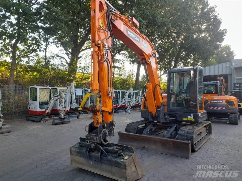 Doosan DX85R-3 Excavadoras 7t - 12t