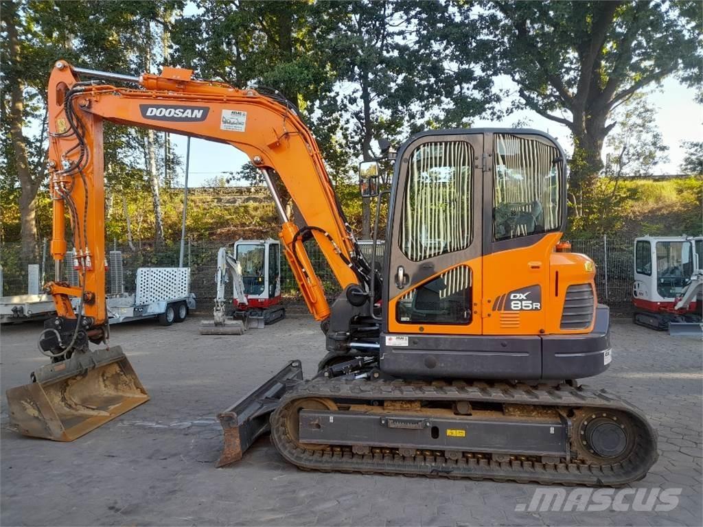 Doosan DX85R-3 Excavadoras 7t - 12t
