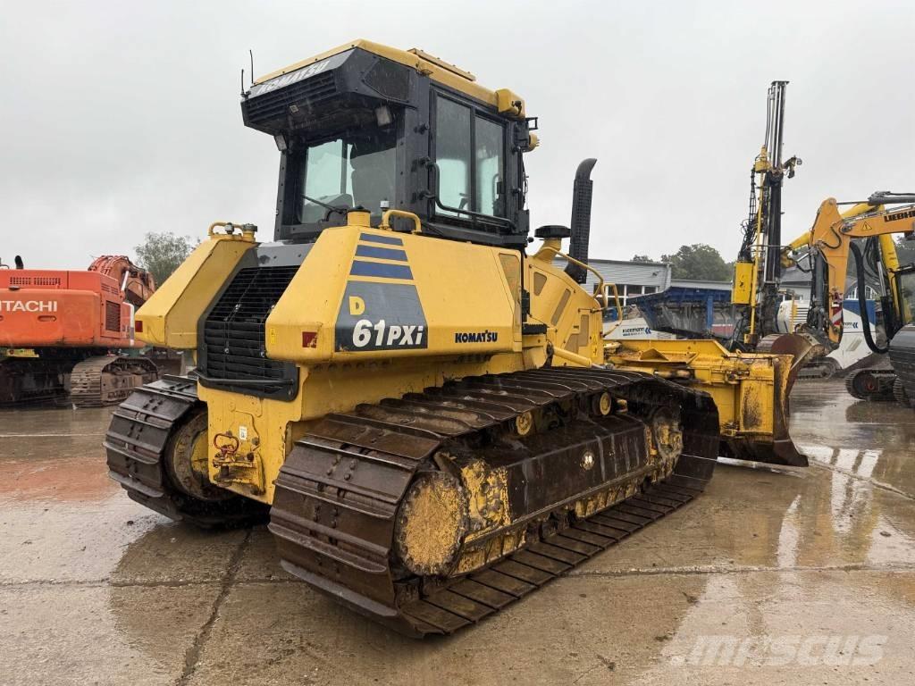 Komatsu D 61 PXI-23 Buldozer sobre oruga