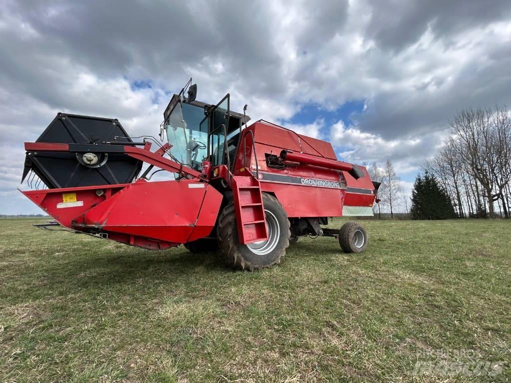 Dronningborg D4500 Cosechadoras combinadas