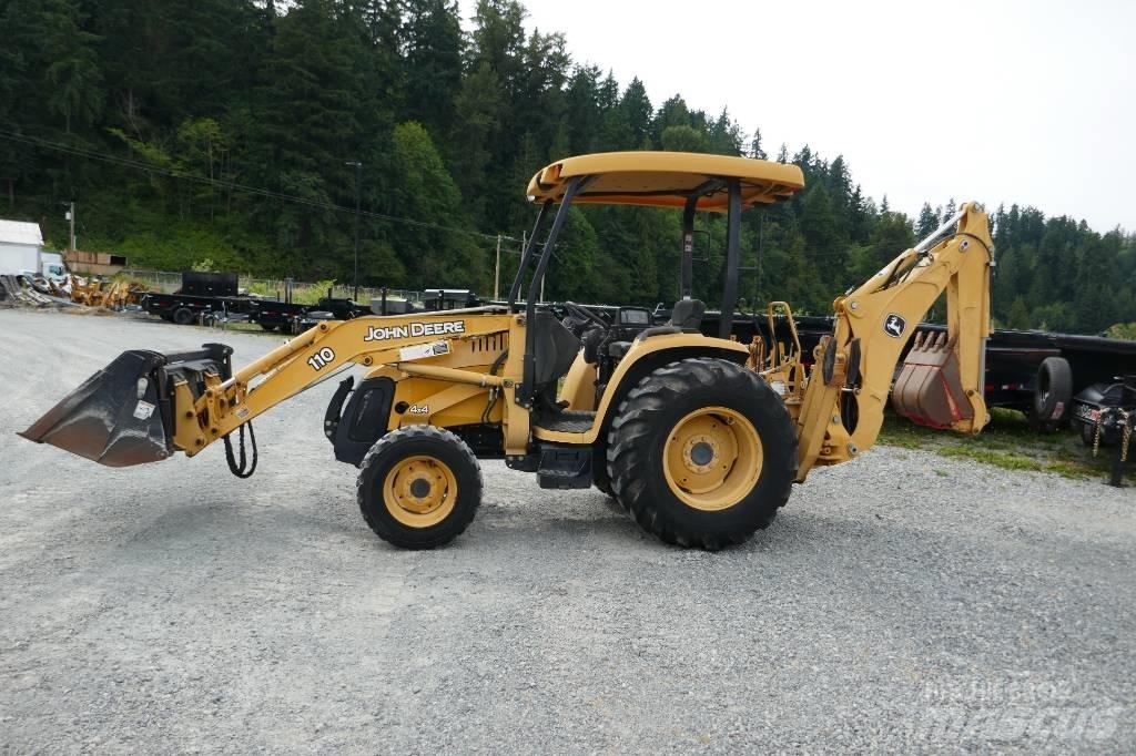 DEERE 110 Retrocargadoras