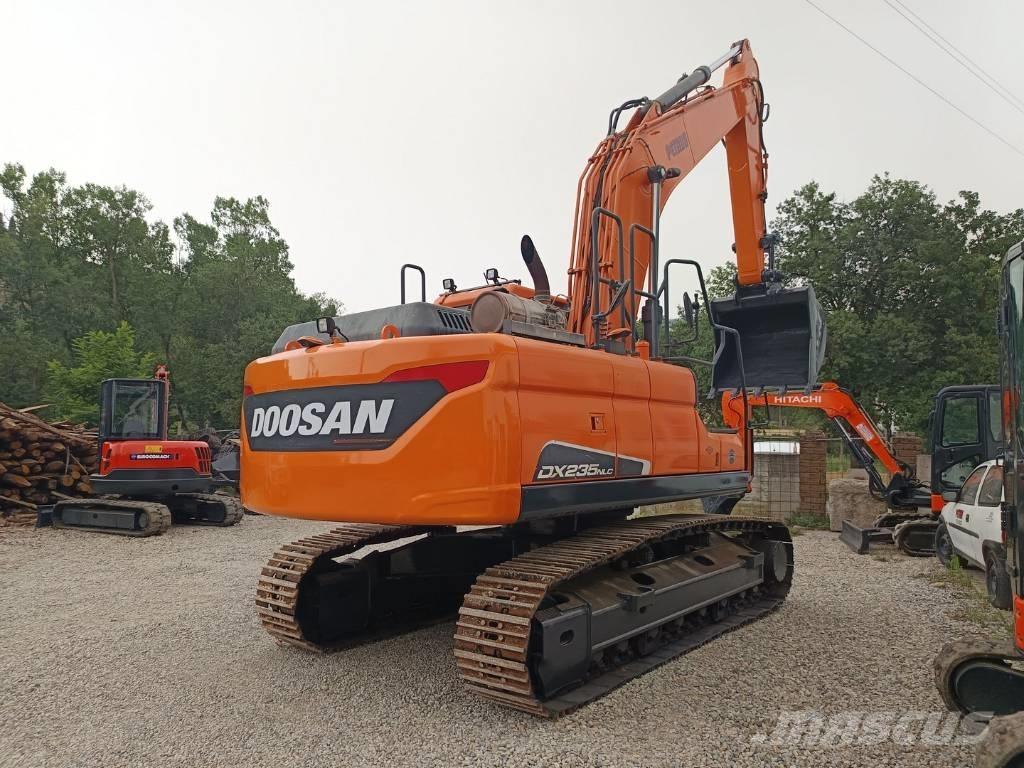 Doosan DX 235 NLC-5 Excavadoras de cadenas
