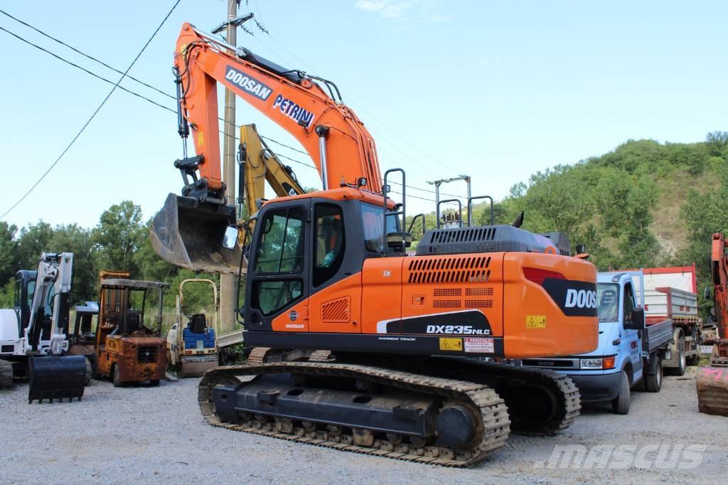 Doosan DX 235 NLC-5 Excavadoras de cadenas