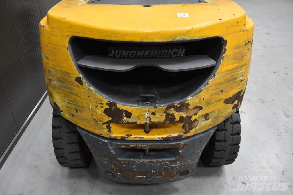 Jungheinrich DFG 550 Carretillas diesel