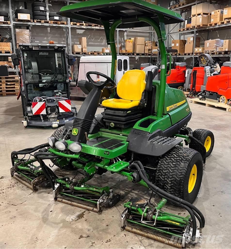 John Deere 7500A Máquinas de calles