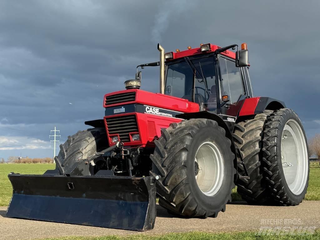 Case IH 1255 XL Tractores