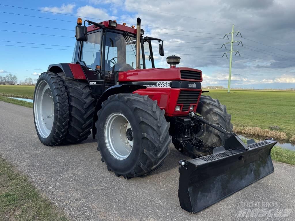 Case IH 1255 XL Tractores