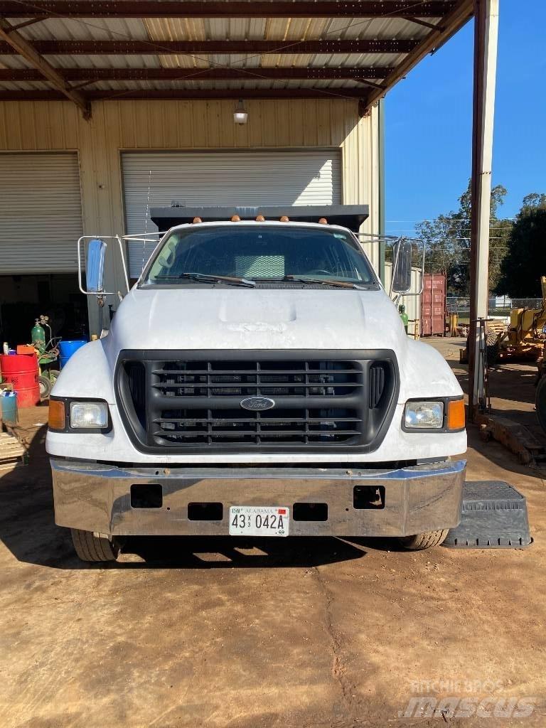 Ford F 650 SD Camiones bañeras basculantes o volquetes