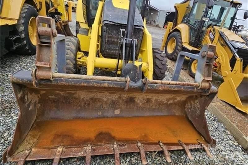 CAT 422E TLB Retrocargadoras