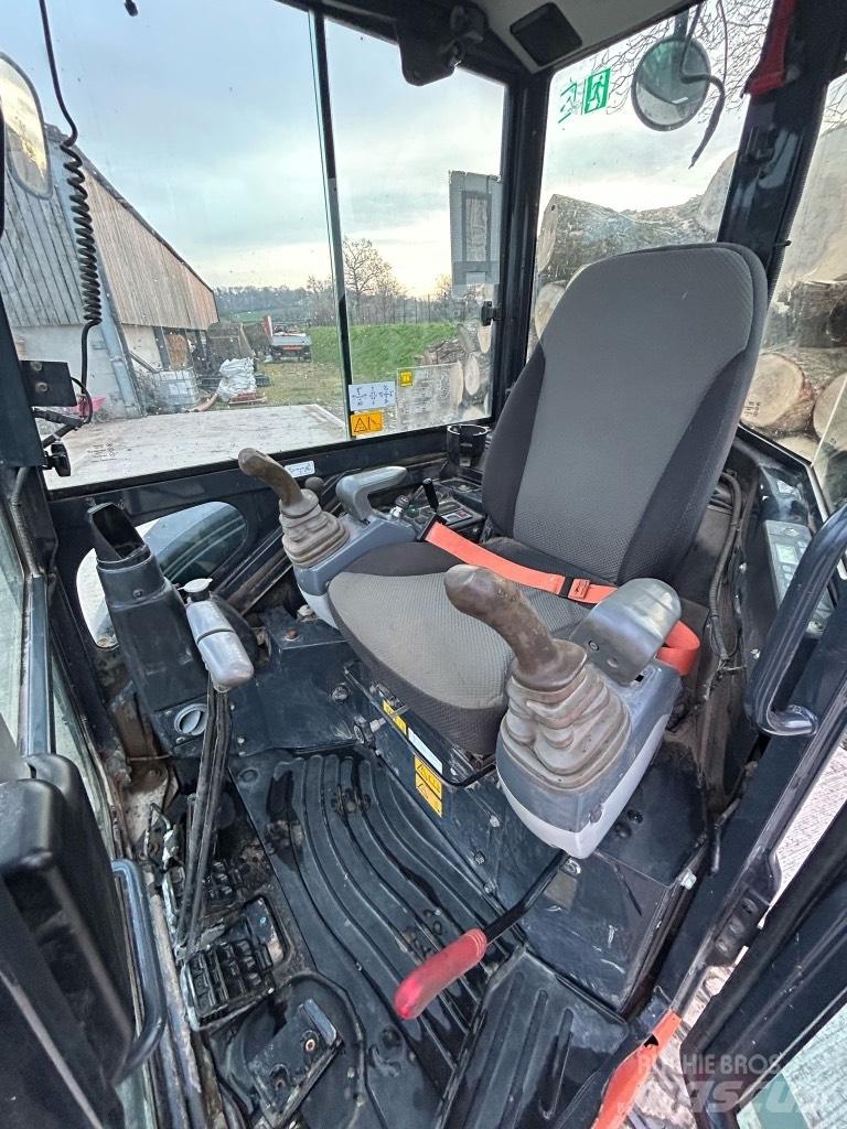 Hitachi ZX 26 U-6 Mini excavadoras < 7t