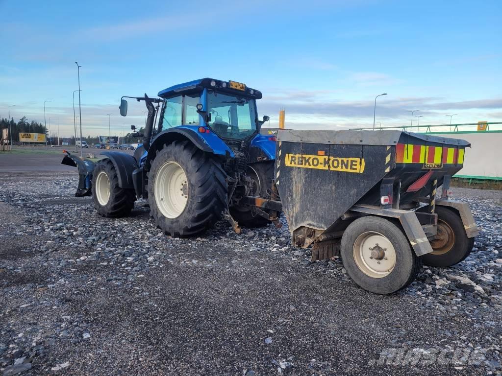 Valtra N 123 Tractores