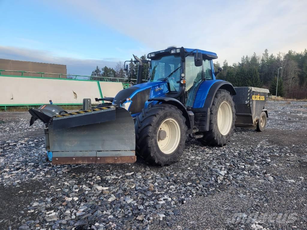 Valtra N 123 Tractores