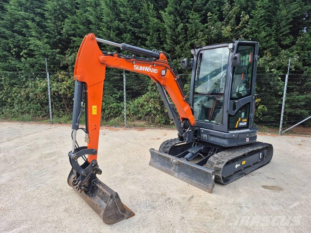 Sunward SWE 25 UF Mini excavadoras < 7t