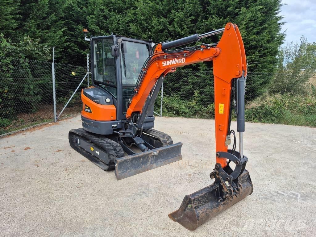 Sunward SWE 25 UF Mini excavadoras < 7t