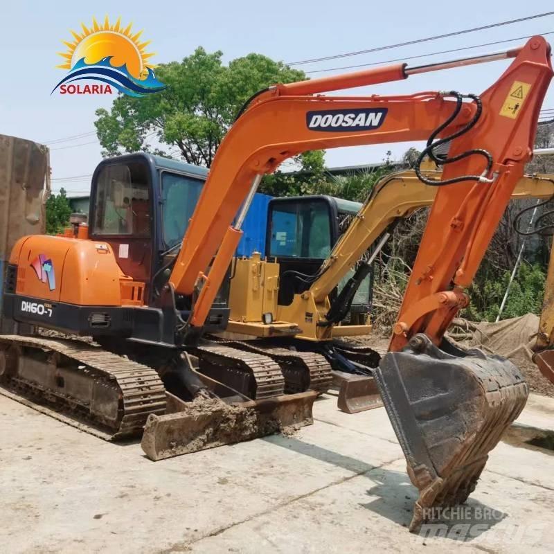 Doosan DH 60-7 Mini excavadoras < 7t