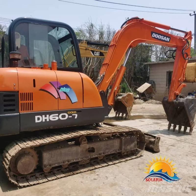 Doosan DH 60-7 Mini excavadoras < 7t