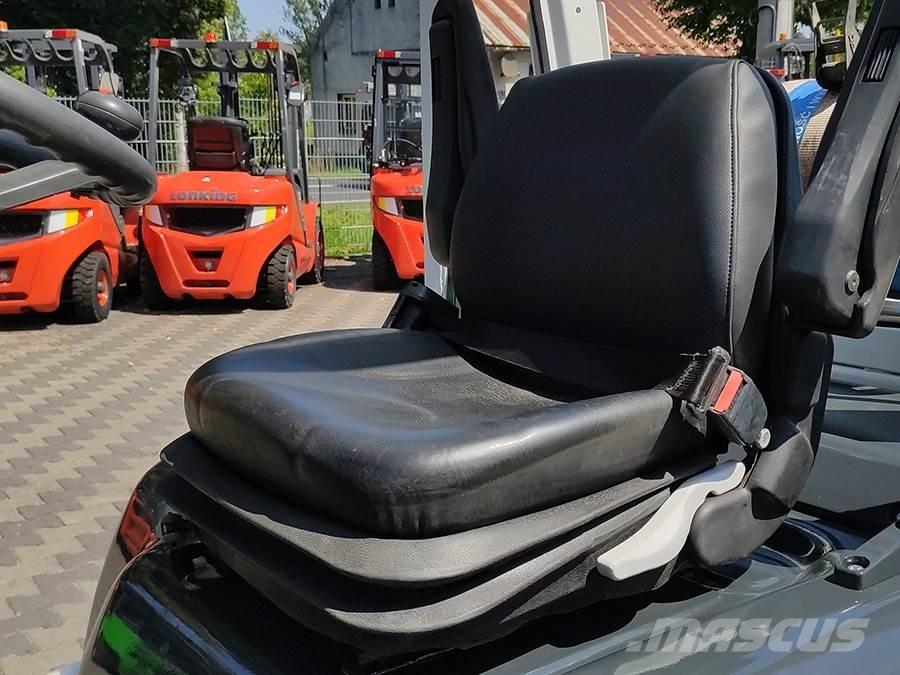 Nissan U1D2A25LH Carretillas LPG