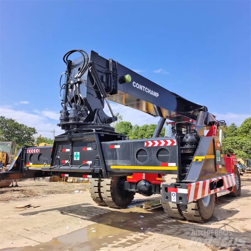 Kalmar DRF 450 Manipulador de contenedores