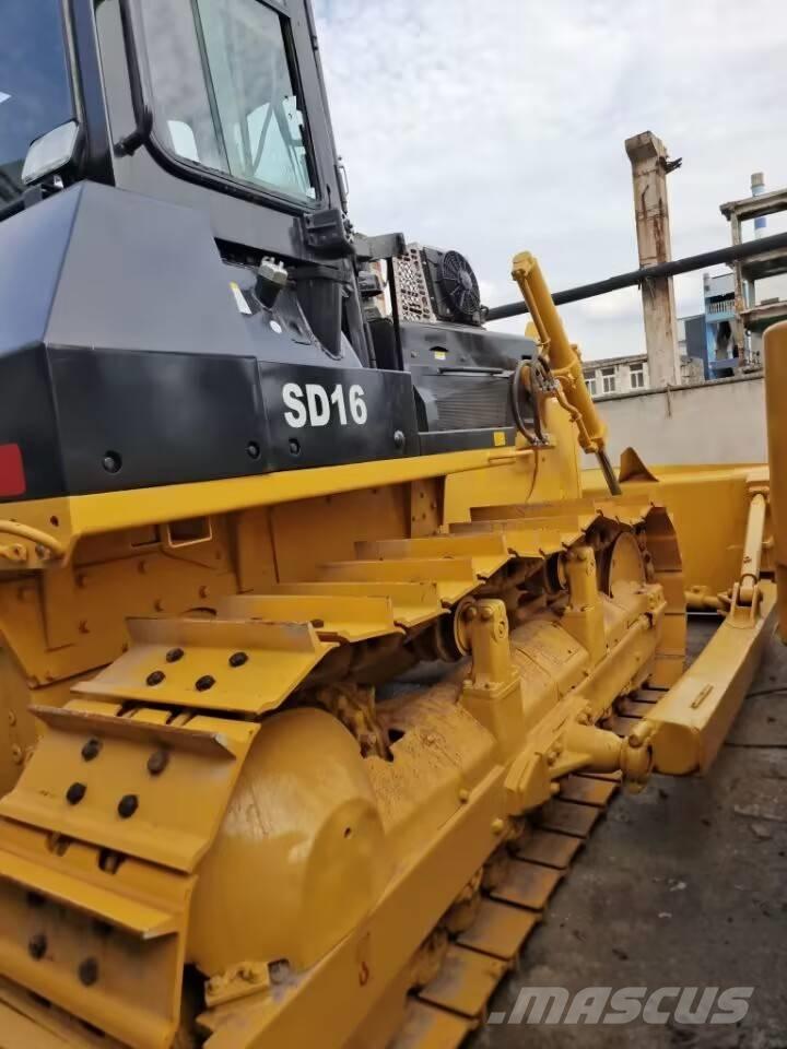 Shantui SD 22 Buldozer sobre oruga