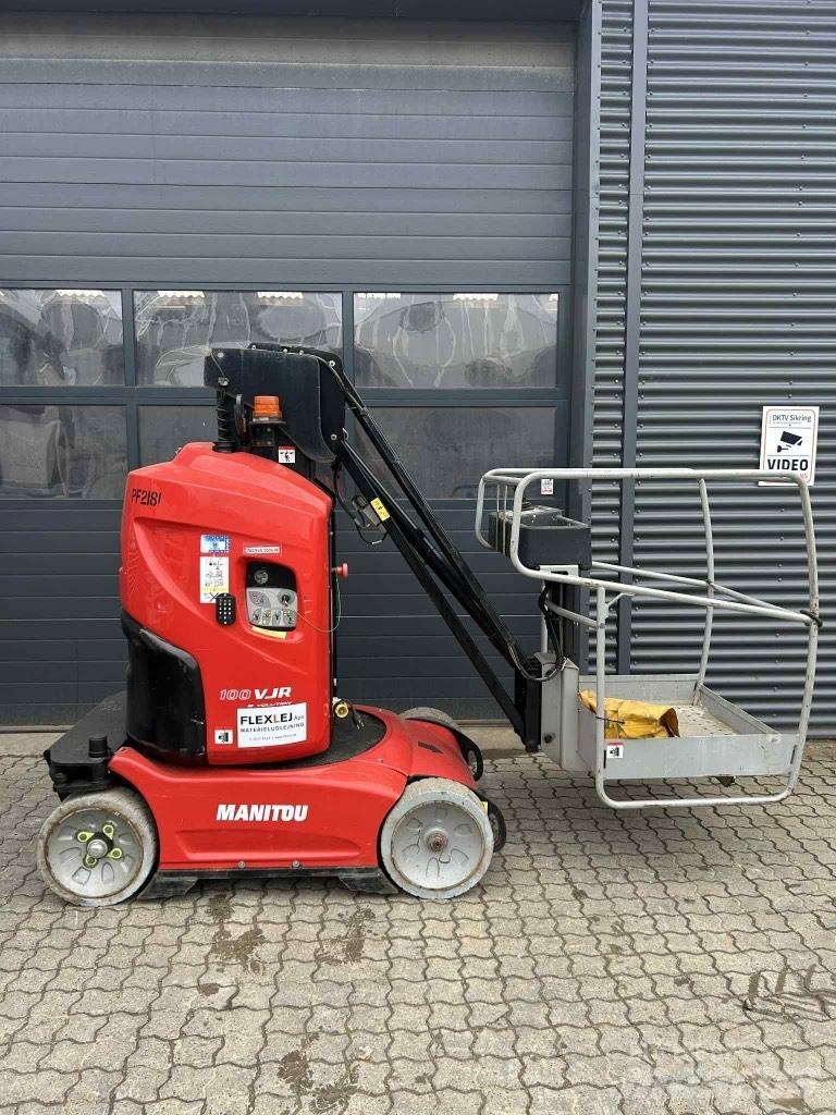 Manitou 100 VJR Ascensores de personal y montacargas de acceso