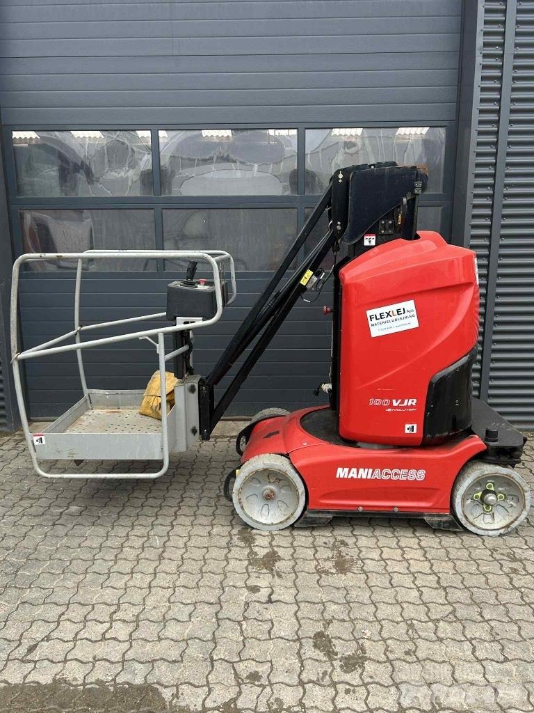 Manitou 100 VJR Ascensores de personal y montacargas de acceso