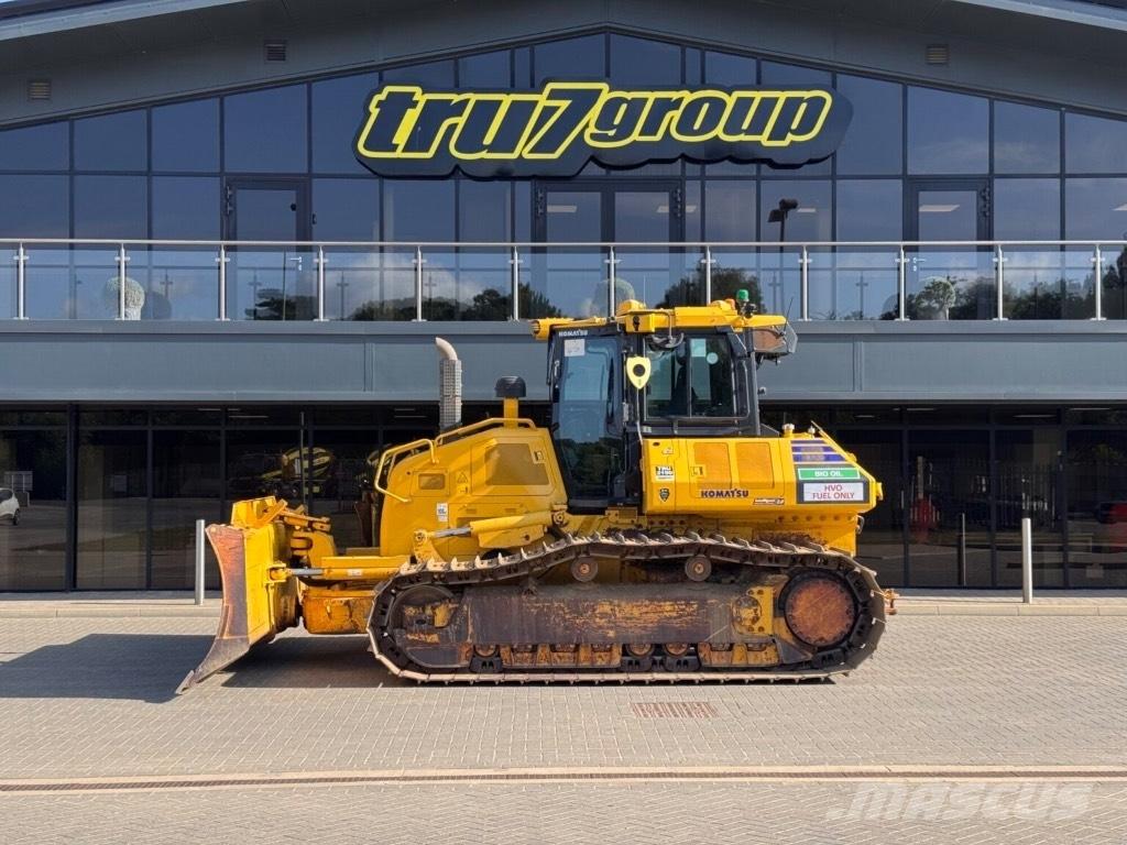 Komatsu D71 PXi-24EO Buldozer sobre oruga
