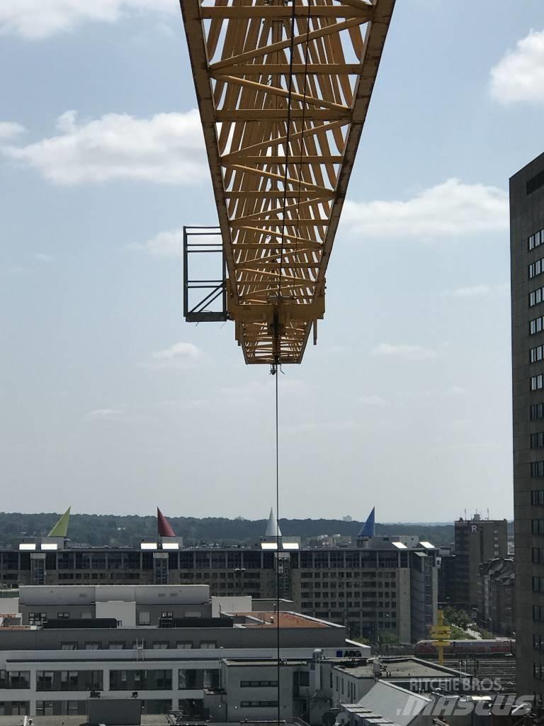 Liebherr 110 EC-B 6 Grúas torre