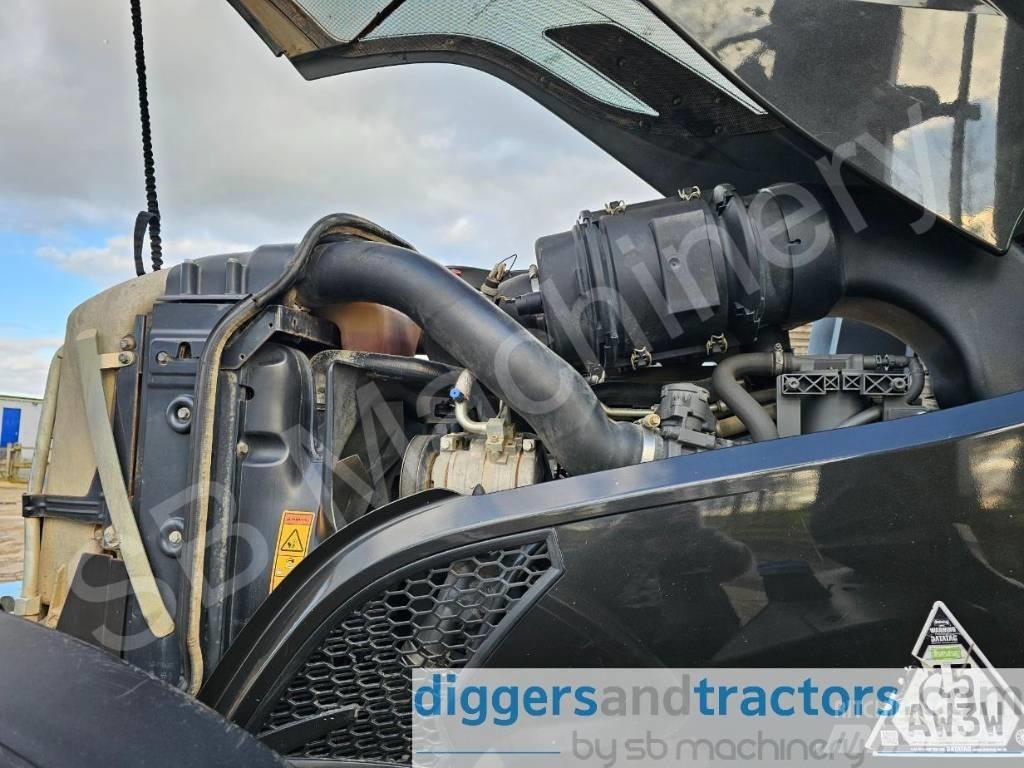 Valtra T 154 Tractores