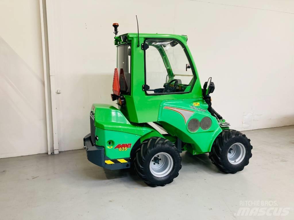 Avant 635 Palas cargadoras