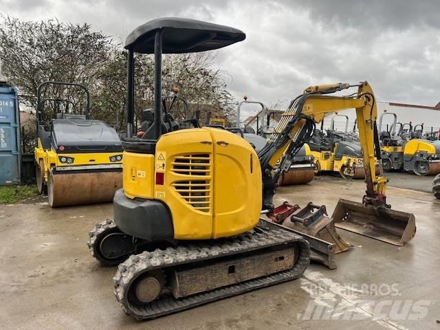 Komatsu PC 26 MR-3 Mini excavadoras < 7t