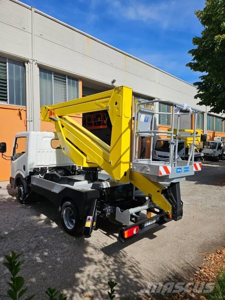 Palfinger P 200 A Plataformas sobre camión