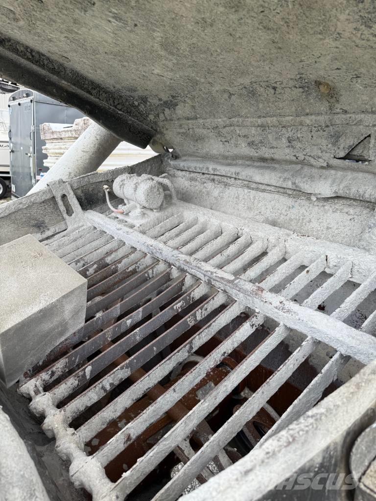 Putzmeister 38Z Camión hormigonera