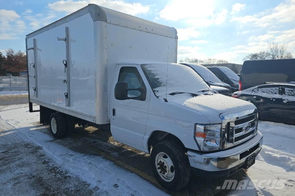 Ford E 350 SD Camiones caja cerrada