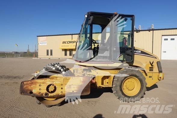 CAT CP-433E Rodillos de un solo tambor